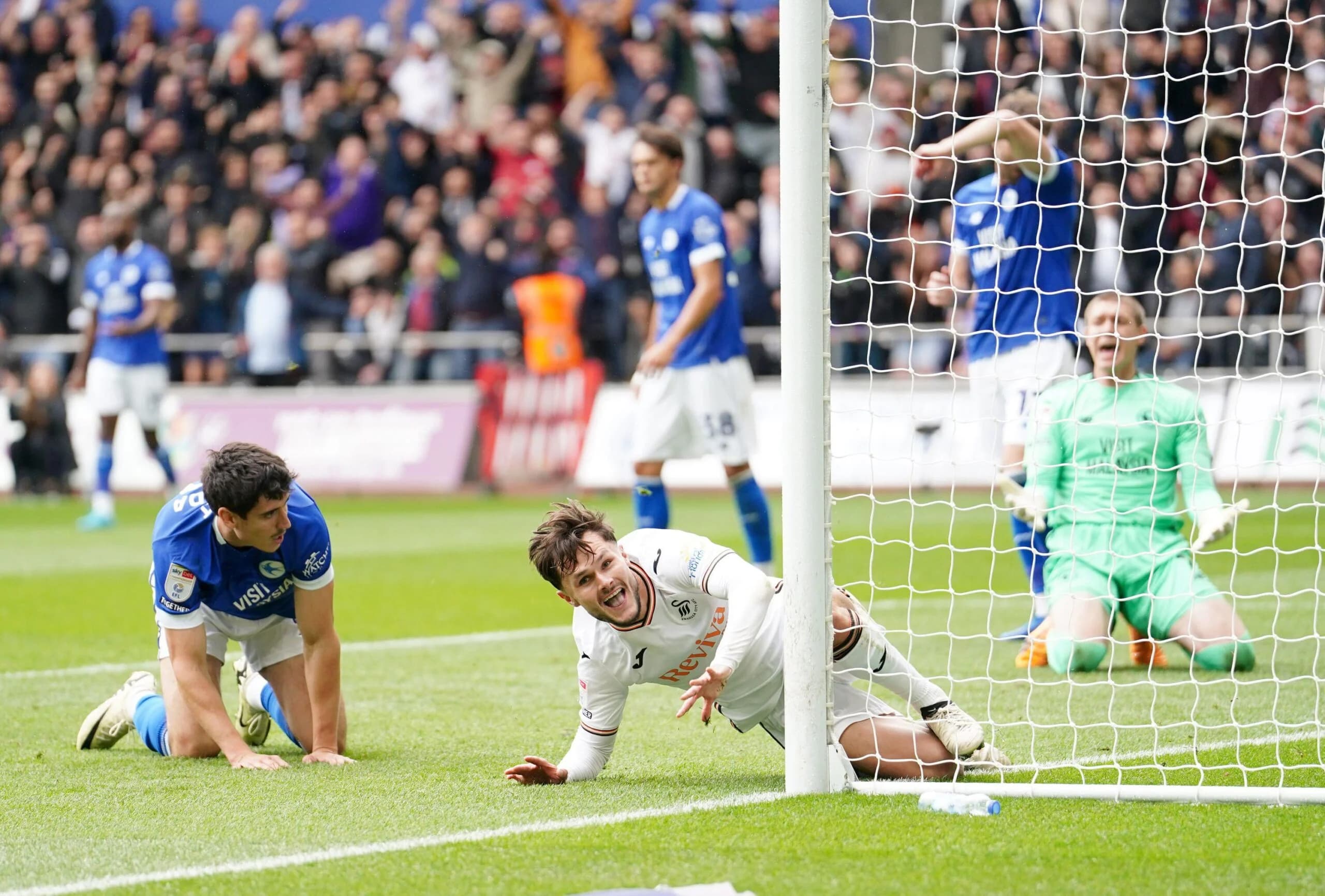 Swansea City&#8217;s Liam Cullen scores against Cardiff City. Pic: Alamy Live News
