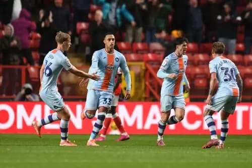 Adam Idah, Swansea City. Pic. Alamy