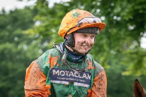 Sean Bowen jockey. Pic. Alamy